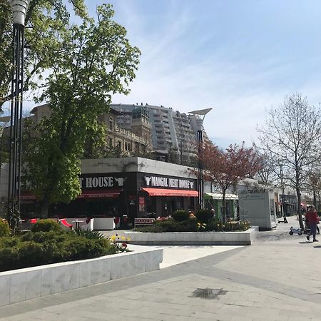 Аркадийский Дворец. Санрайз Apartment Oldenburg Bagian luar foto