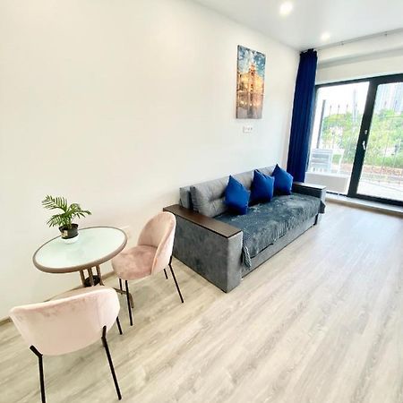 Аркадийский Дворец. Санрайз Apartment Oldenburg Bagian luar foto