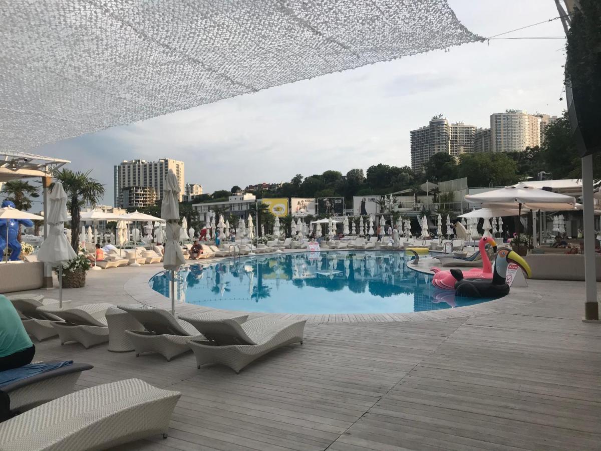 Аркадийский Дворец. Санрайз Apartment Oldenburg Bagian luar foto