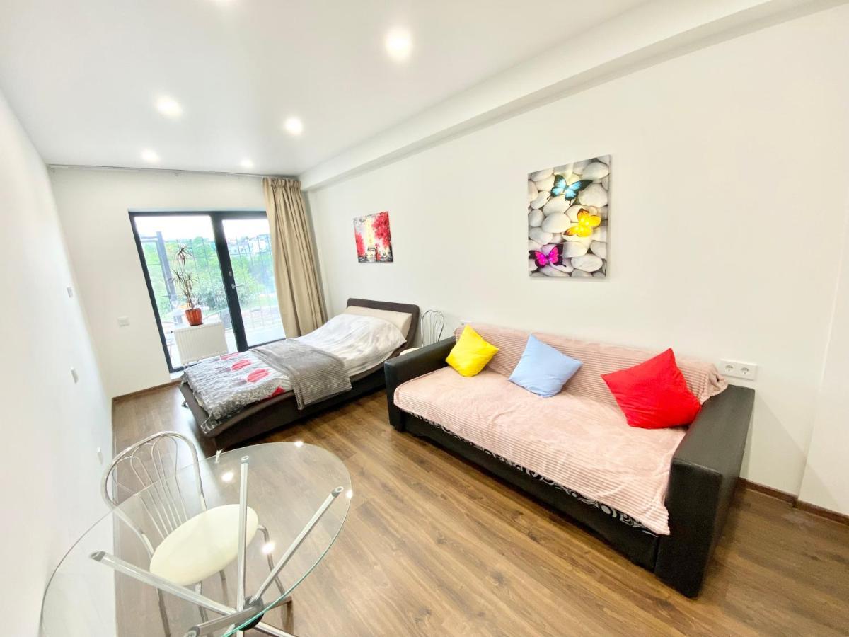 Аркадийский Дворец. Санрайз Apartment Oldenburg Bagian luar foto