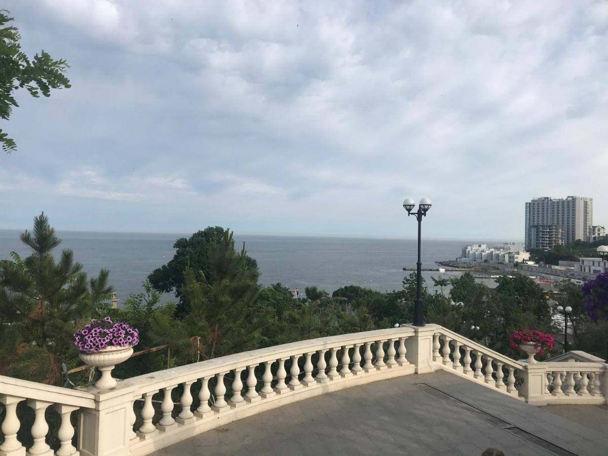 Аркадийский Дворец. Санрайз Apartment Oldenburg Bagian luar foto