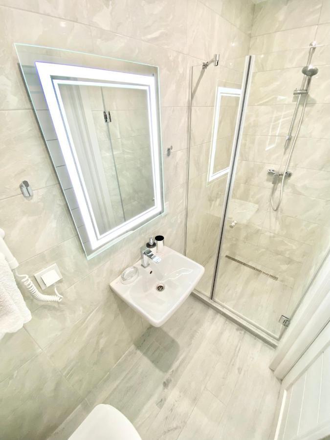 Аркадийский Дворец. Санрайз Apartment Oldenburg Bagian luar foto