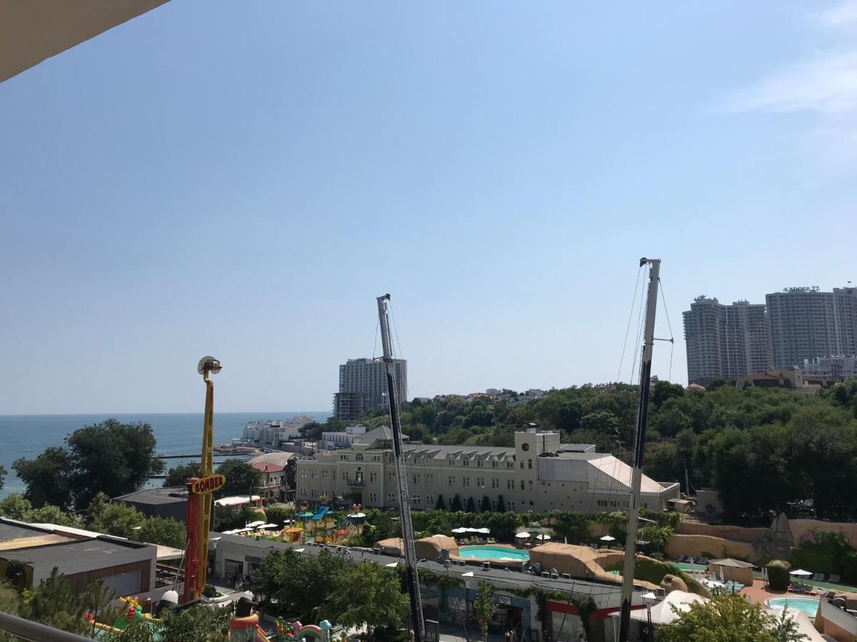 Аркадийский Дворец. Санрайз Apartment Oldenburg Bagian luar foto
