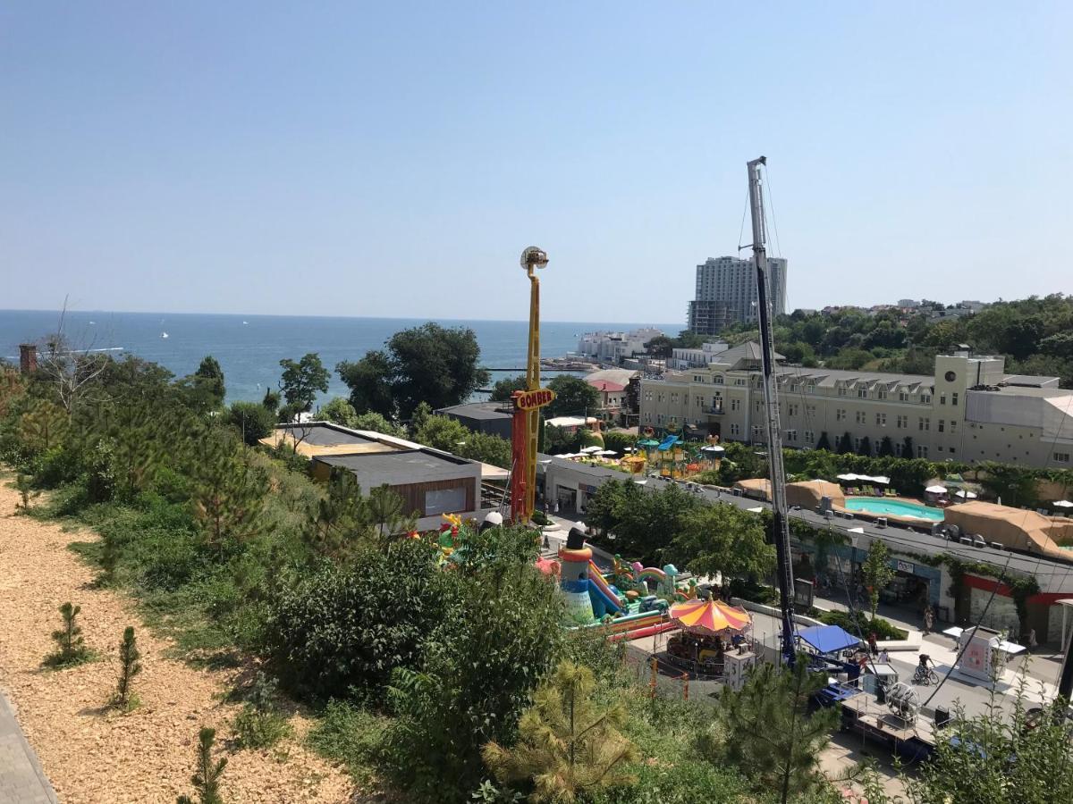 Аркадийский Дворец. Санрайз Apartment Oldenburg Bagian luar foto